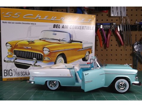 Model Plastikowy - Samochód 1955 Chevy Bel Air Convertible Model Plastikowy - Samochód 1955 Chevy Bel Air Convertible
